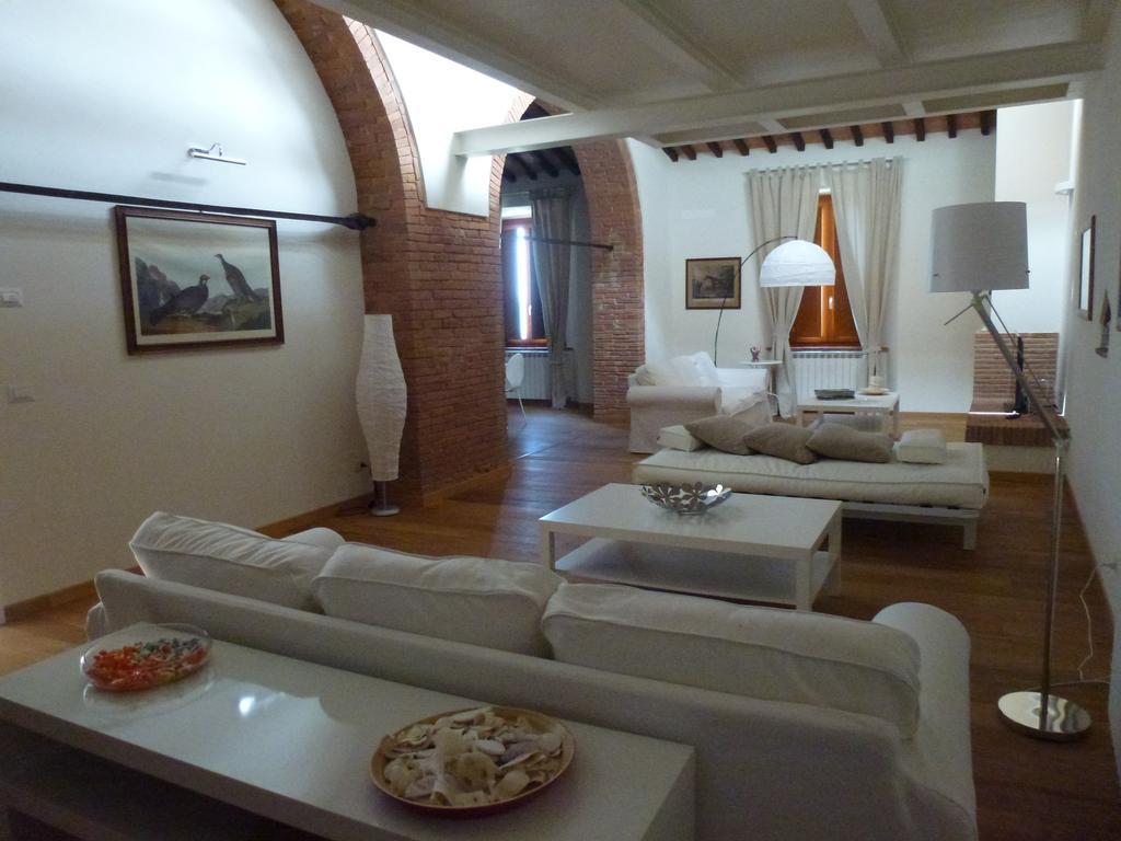 شقة Mattimamihouse Montepescali الغرفة الصورة